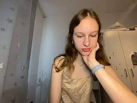 Snapshot of Eva_Angel3 chatting on July 2026 06:41:01 PM Eva Angel3 online show from July 2026 06:41:01 PM