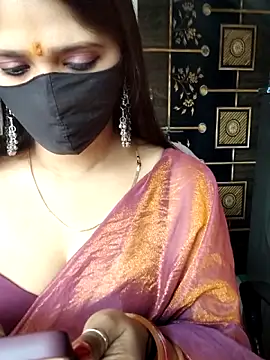 sexy-honey09 online show from February 2026 08:01:01 AM