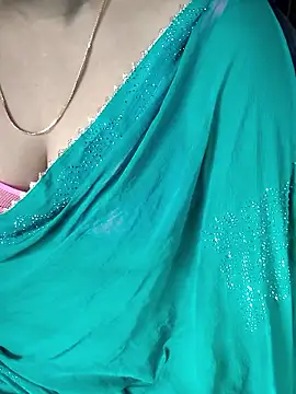 sexy-honey09 online show from February 2026 10:15:02 AM