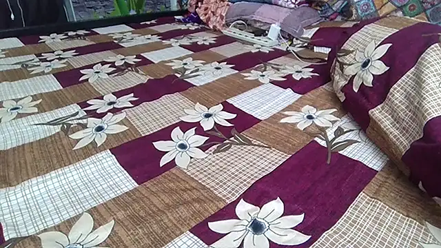 sexy-honey09 online show from November 2025 03:17:01 PM