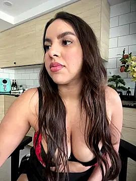 brazilianbbinuk online show from November 2025 01:26:02 PM