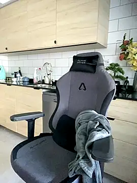 brazilianbbinuk online show from November 2025 10:14:01 AM