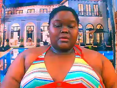 Snapshot of EbonyHotBuns chatting on May 2026 06:14:01 PM EbonyHotBuns online show from May 2026 06:14:01 PM