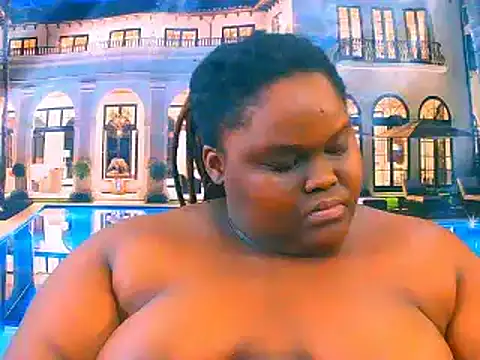 Snapshot of EbonyHotBuns chatting on June 2026 06:36:01 AM EbonyHotBuns online show from June 2026 06:36:01 AM