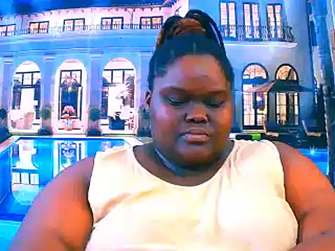 EbonyHotBuns online show from April 2026 09:39:33 PM