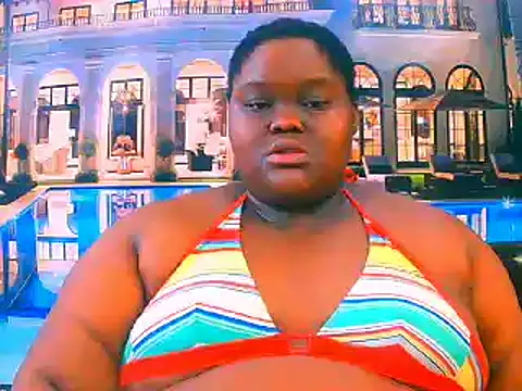 Snapshot of EbonyHotBuns chatting on June 2026 06:19:02 PM EbonyHotBuns online show from June 2026 06:19:02 PM