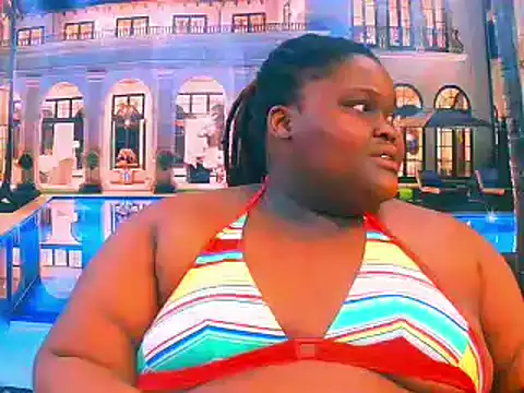 Snapshot of EbonyHotBuns chatting on June 2026 05:04:02 AM EbonyHotBuns online show from June 2026 05:04:02 AM