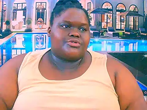 Snapshot of EbonyHotBuns chatting on November 2025 06:56:02 AM EbonyHotBuns online show from November 2025 06:56:02 AM