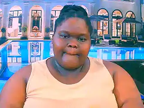 Snapshot of EbonyHotBuns chatting on November 2025 08:53:02 PM EbonyHotBuns online show from November 2025 08:53:02 PM