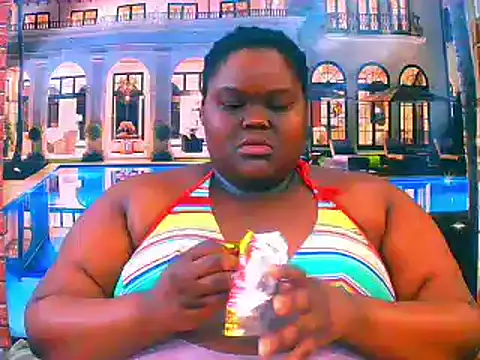 Snapshot of EbonyHotBuns chatting on June 2026 06:30:01 PM EbonyHotBuns online show from June 2026 06:30:01 PM