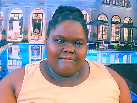 Snapshot of EbonyHotBuns chatting on November 2025 07:42:02 AM EbonyHotBuns online show from November 2025 07:42:02 AM