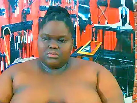 Snapshot of EbonyHotBuns chatting on November 2025 07:41:02 PM EbonyHotBuns online show from November 2025 07:41:02 PM