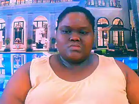 Snapshot of EbonyHotBuns chatting on June 2026 06:29:01 PM EbonyHotBuns online show from June 2026 06:29:01 PM
