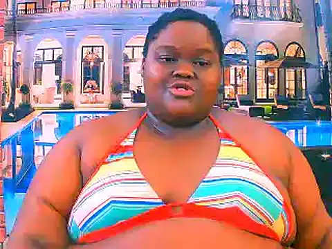 Snapshot of EbonyHotBuns chatting on June 2026 06:12:02 PM EbonyHotBuns online show from June 2026 06:12:02 PM