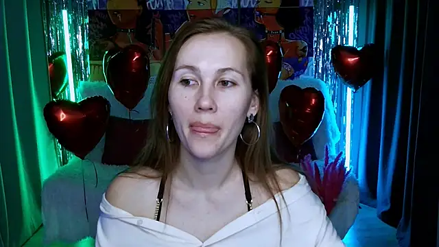 Snapshot of MichelleOrtis chatting on February 2025 04:58:02 PM MichelleOrtis online show from February 2025 04:58:02 PM
