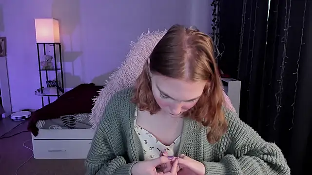 ReddHotPipper online show from November 2025 02:48:01 AM