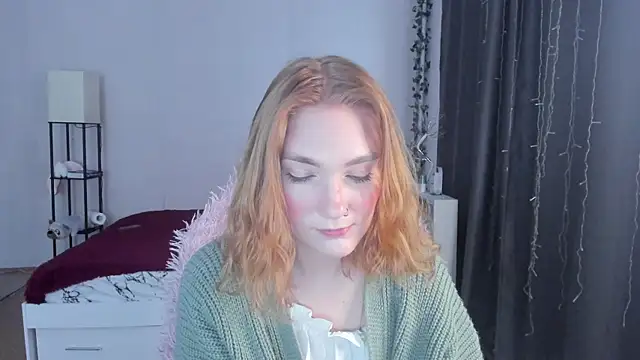 ReddHotPipper online show from October 2025 02:35:01 AM