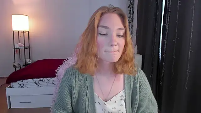 ReddHotPipper online show from October 2025 03:07:01 AM