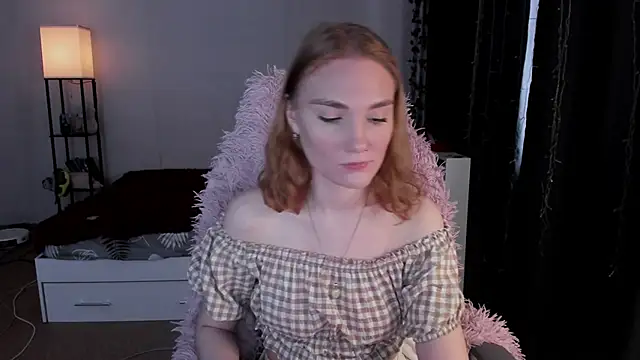 ReddHotPipper online show from December 2025 03:40:02 AM