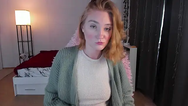 ReddHotPipper online show from September 2025 04:08:01 AM