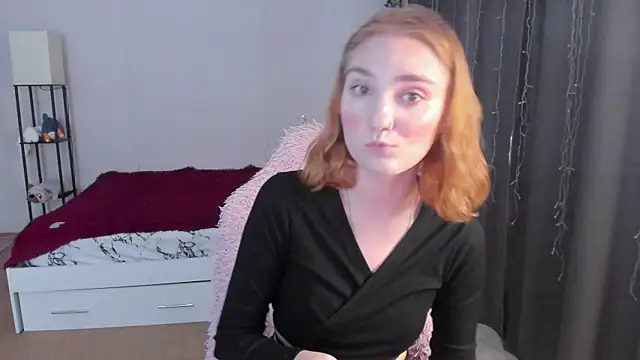 ReddHotPipper online show from September 2025 02:40:01 AM