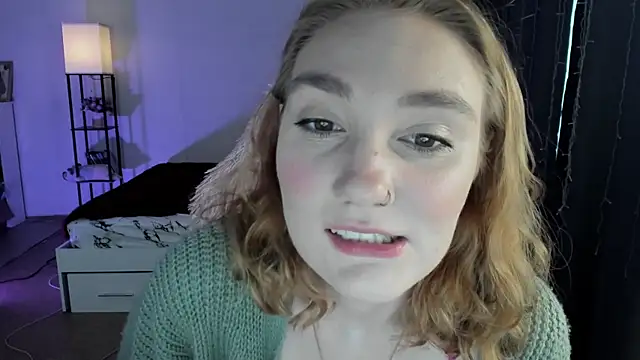 ReddHotPipper online show from October 2025 02:43:01 AM