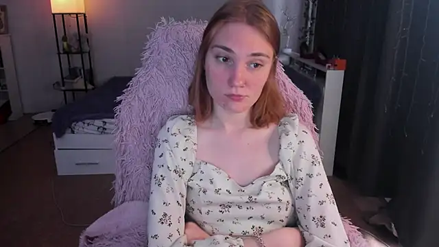 ReddHotPipper online show from April 2026 04:03:01 AM