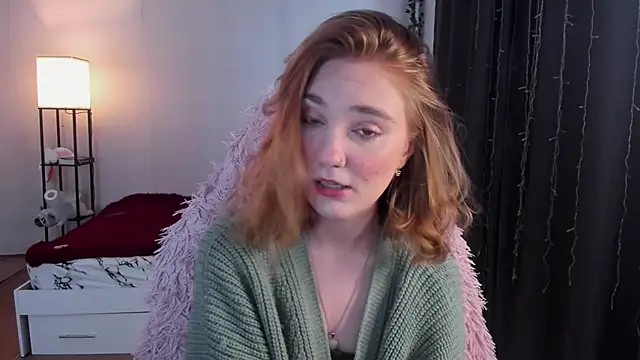 ReddHotPipper online show from October 2025 02:46:01 AM