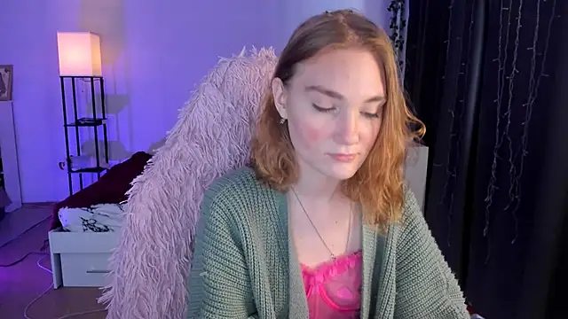 ReddHotPipper online show from October 2025 03:09:01 AM