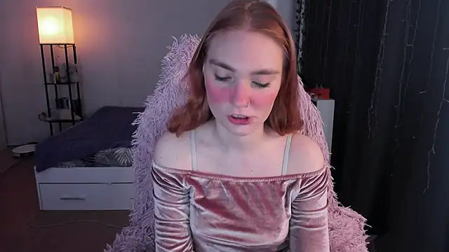 ReddHotPipper online show from February 2026 03:29:01 AM