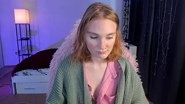 ReddHotPipper online show from October 2025 02:46:01 AM