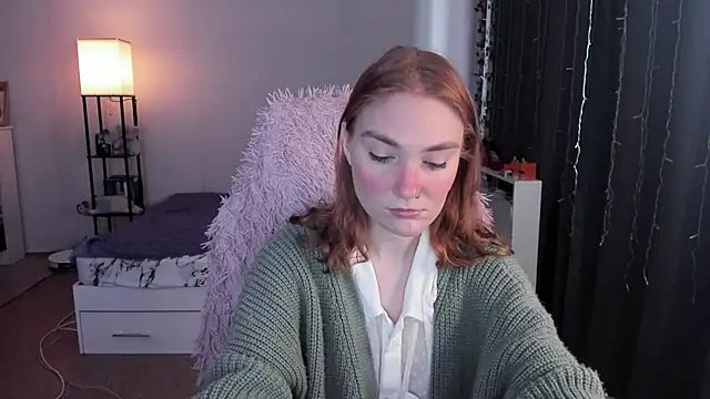 ReddHotPipper online show from March 2026 03:40:01 AM