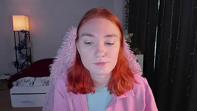 ReddHotPipper online show from December 2025 03:50:02 AM