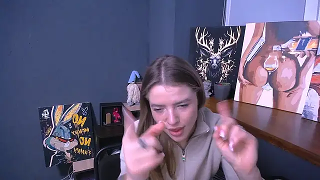 Snapshot of MissOliviaa_ chatting on November 2025 04:39:01 PM MissOliviaa online show from November 2025 04:39:01 PM