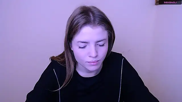 Snapshot of MissOliviaa_ chatting on January 2025 09:49:02 AM MissOliviaa online show from January 2025 09:49:02 AM