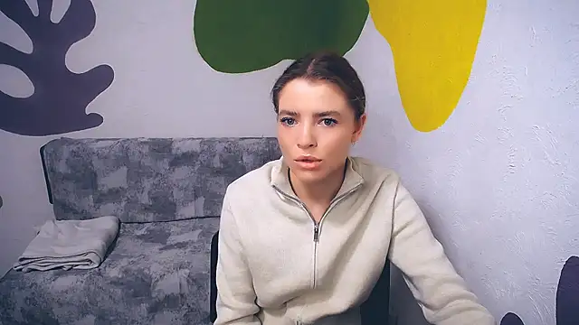 Snapshot of MissOliviaa_ chatting on December 2025 07:32:01 AM MissOliviaa online show from December 2025 07:32:01 AM