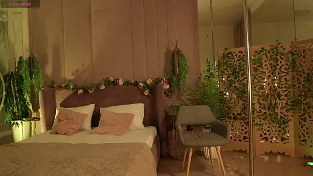 Snapshot of Smiley_Mia chatting on October 2025 05:08:01 AM Smiley Mia online show from October 2025 05:08:01 AM