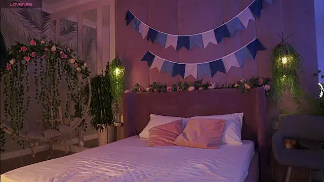 Snapshot of Smiley_Mia chatting on September 2025 05:03:01 AM Smiley Mia online show from September 2025 05:03:01 AM