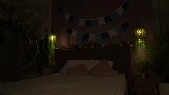 Snapshot of Smiley_Mia chatting on September 2025 05:03:01 AM Smiley Mia online show from September 2025 05:03:01 AM