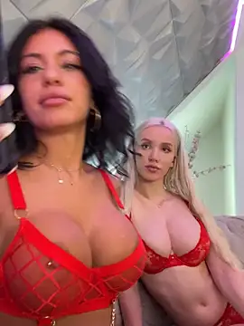 AlyssaHottv  online show from February 2026 09:28:01 PM