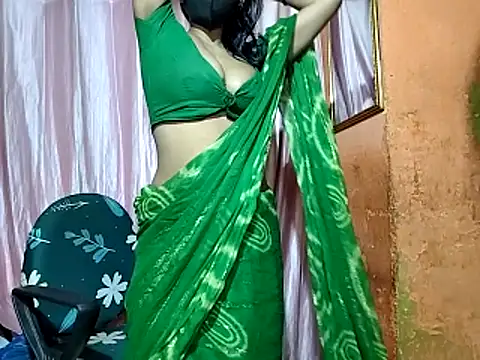 Snapshot of poojaxxx65 chatting on November 2025 11:53:01 PM poojaxxx65 online show from November 2025 11:53:01 PM