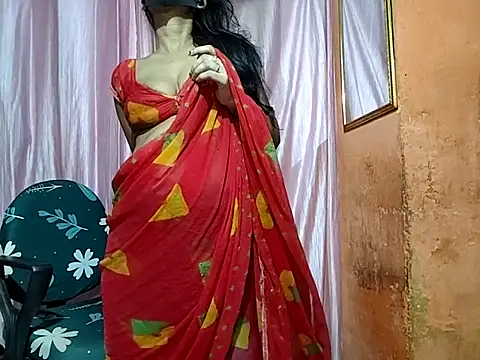 poojaxxx65 online show from September 2025 10:59:01 PM