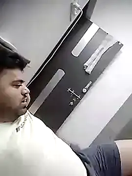 Snapshot of Happyman300 chatting on September 2025 08:49:01 PM Happyman300 online show from September 2025 08:49:01 PM