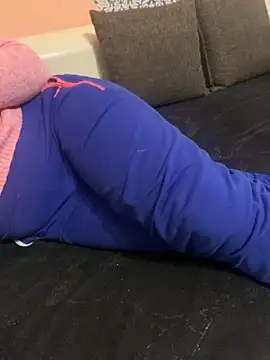 lora19922 online show from December 2024 09:30:02 PM