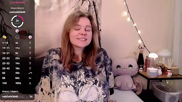 Snapshot of Moona_xx chatting on January 2025 09:34:01 PM Moona xx online show from January 2025 09:34:01 PM
