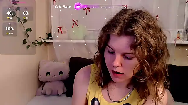 Moona xx online show from December 2025 06:53:01 PM