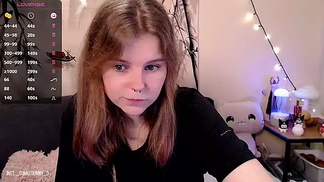 Snapshot of Moona_xx chatting on January 2025 10:12:02 PM Moona xx online show from January 2025 10:12:02 PM