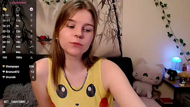 Snapshot of Moona_xx chatting on March 2025 09:26:01 PM Moona xx online show from March 2025 09:26:01 PM