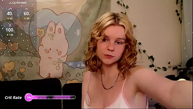 Moona xx online show from April 2026 11:09:02 PM