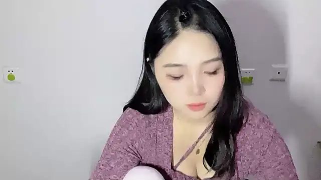 Snapshot of SU__SU chatting on November 2025 02:09:01 PM SU SU online show from November 2025 02:09:01 PM